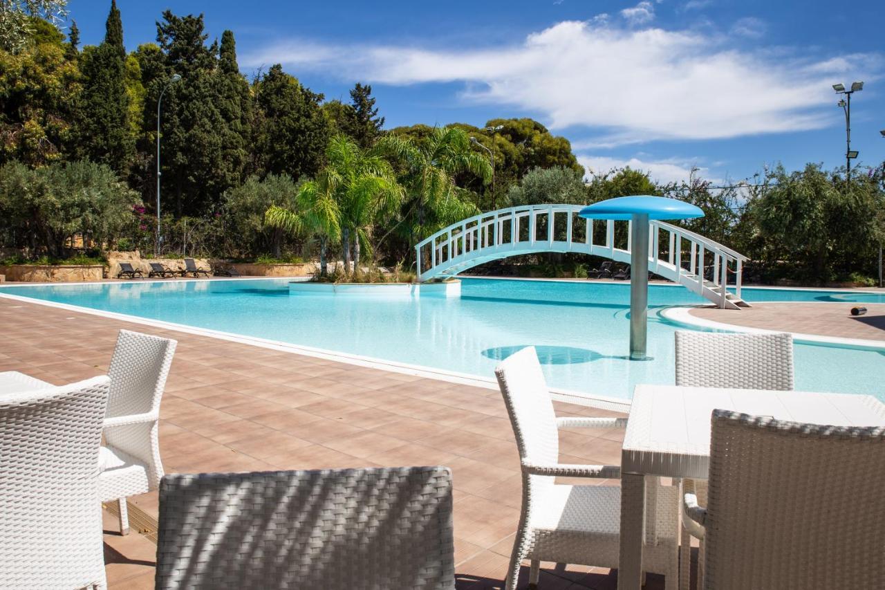 Villaggio Marinella Direttamente Sul Mare Isola Di Capo Rizzuto Exterior foto